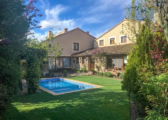 Charming Boutique Country House: La Casa Vieja (Sotosalbos)